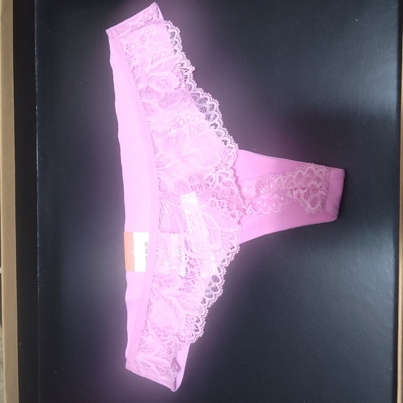 XS 3 pairs panties 2 bikini and 1 thong - Picture 3 of 5